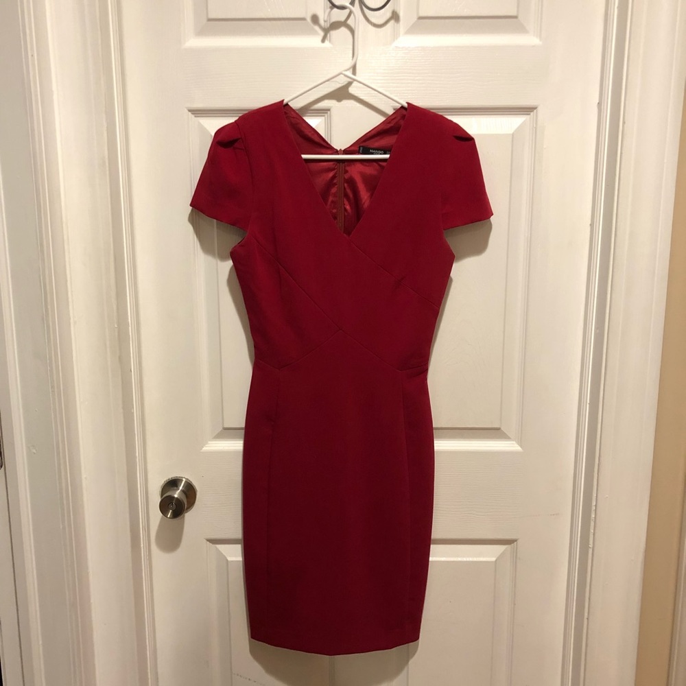 Short Sleeve Body Con Dress